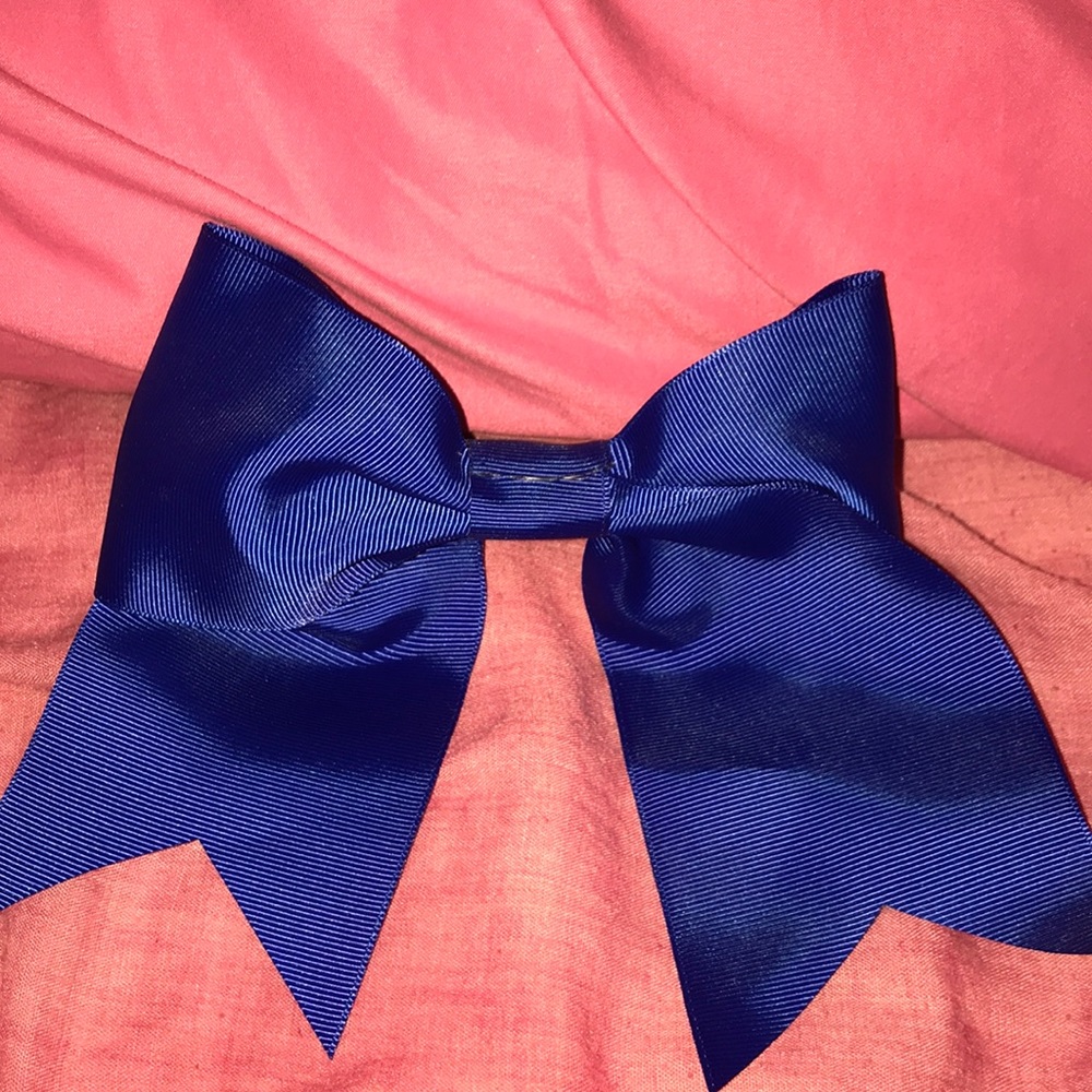 Blue Cheer bow